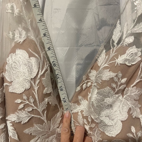 Bhldn Valera sample gown - Picture 13 of 16
